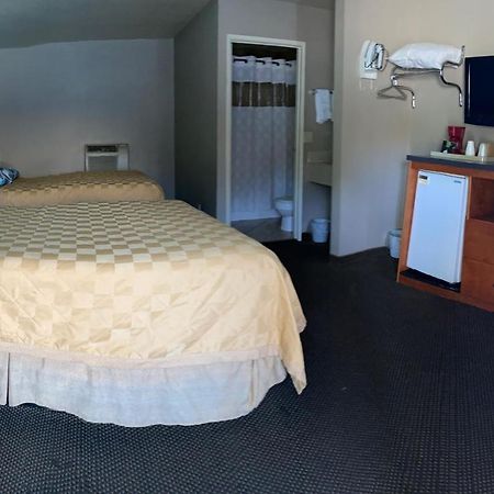 Lone Pine Budget Inn Kültér fotó