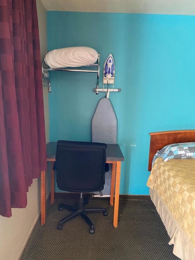 Lone Pine Budget Inn Kültér fotó